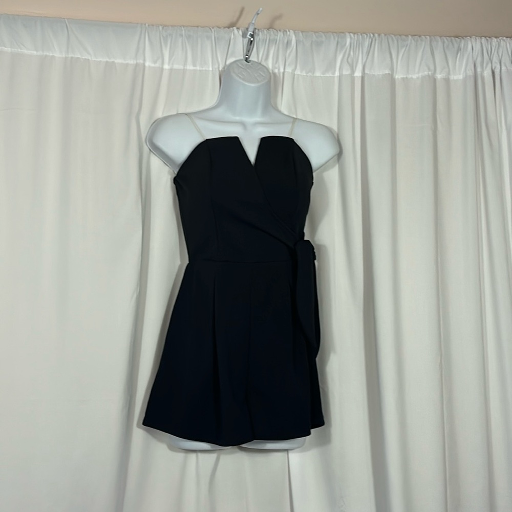 Francesca’s mi Ami black romper - NWT